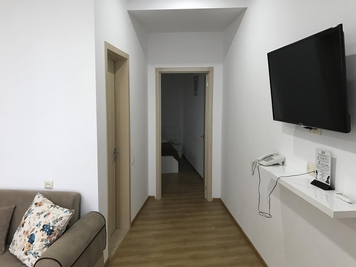 Hotel Marseille باتومي المظهر الخارجي الصورة