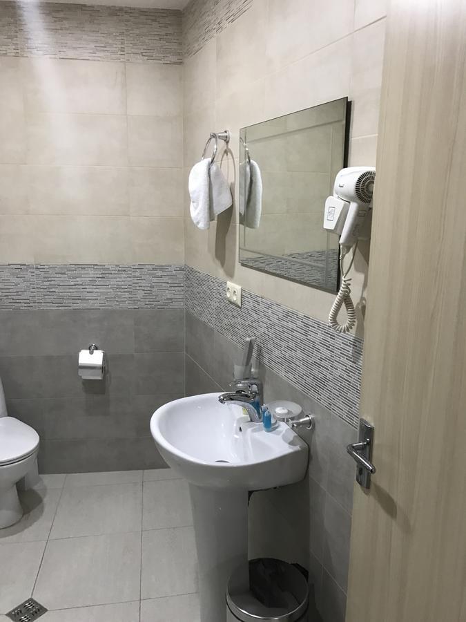 Hotel Marseille باتومي المظهر الخارجي الصورة