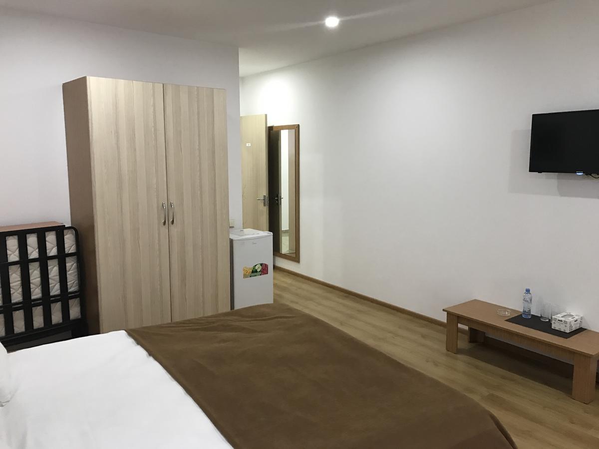 Hotel Marseille باتومي المظهر الخارجي الصورة