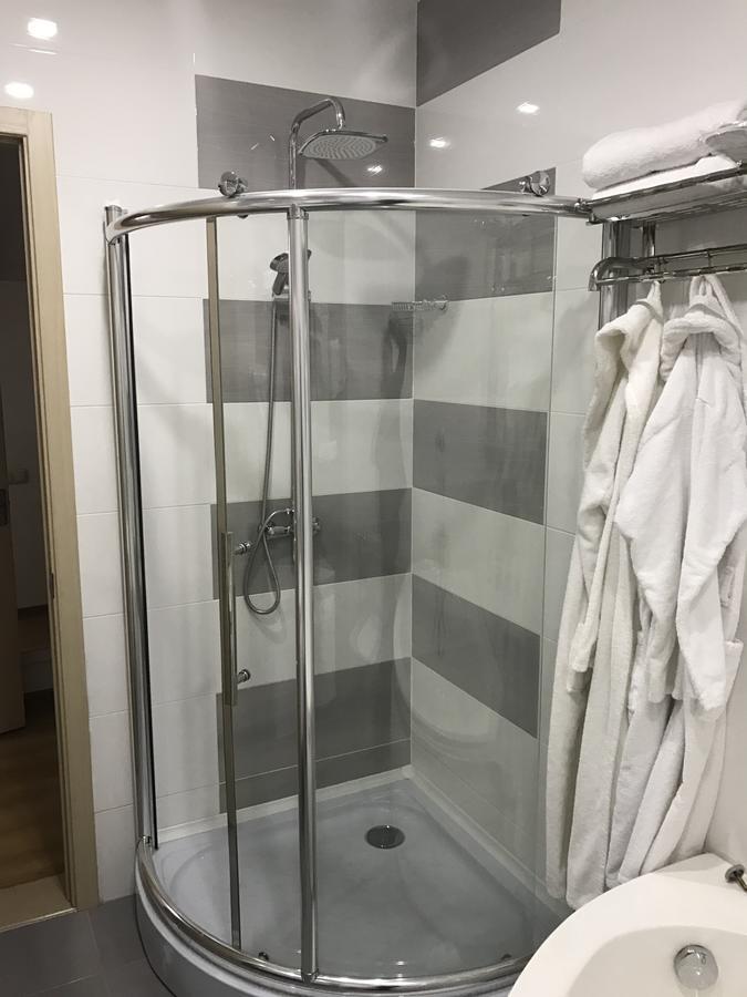 Hotel Marseille باتومي المظهر الخارجي الصورة