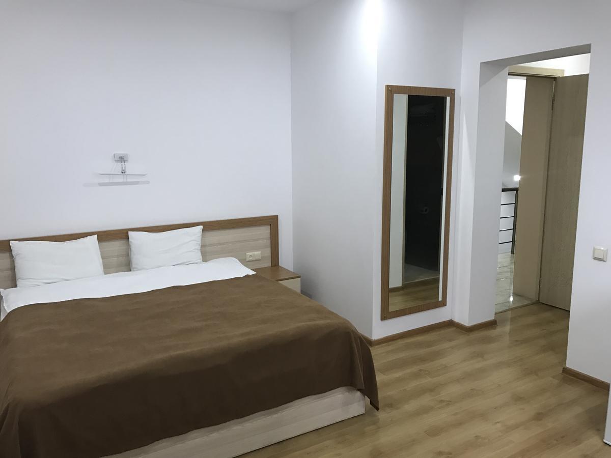 Hotel Marseille باتومي المظهر الخارجي الصورة