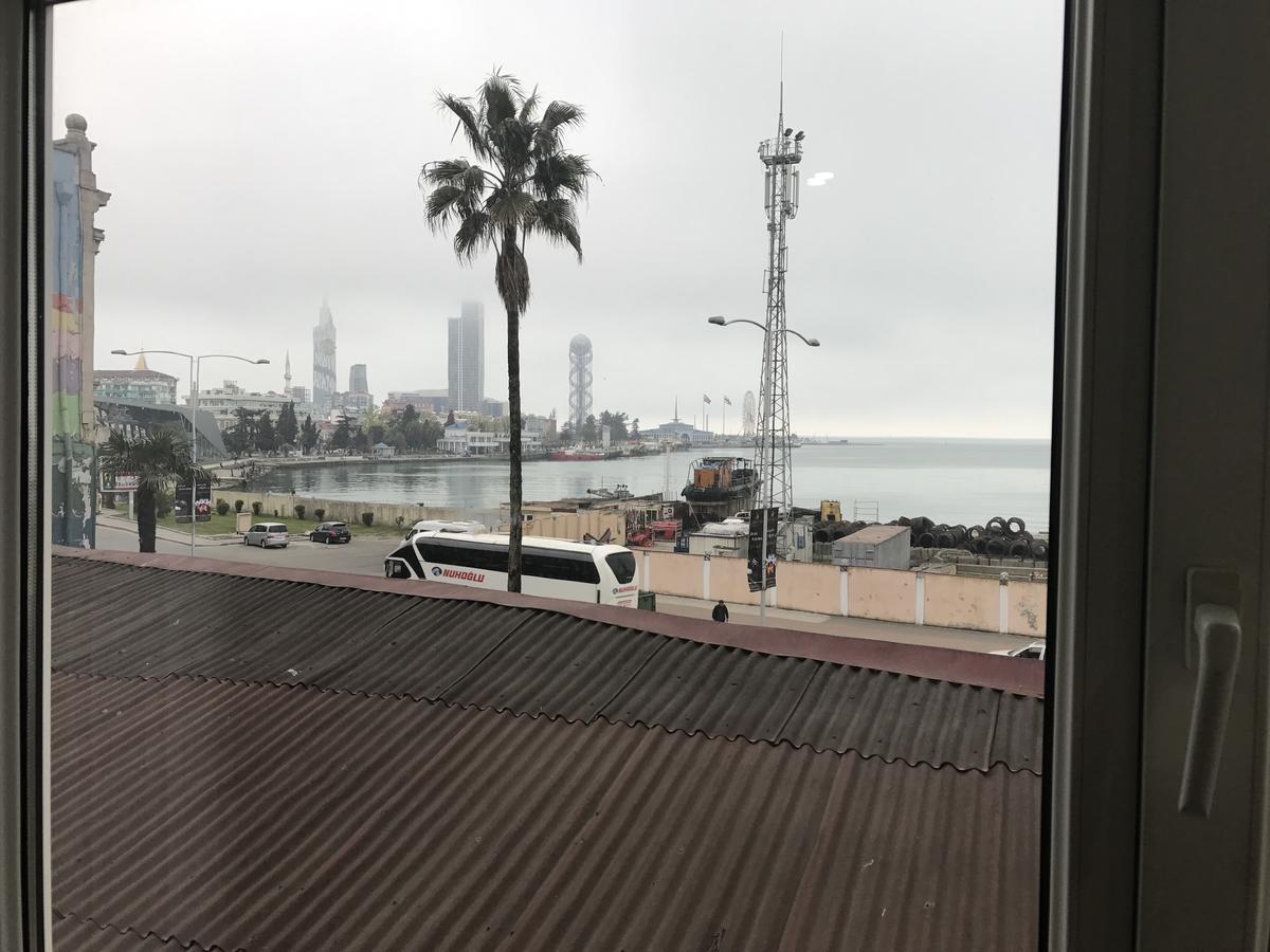 Hotel Marseille باتومي المظهر الخارجي الصورة